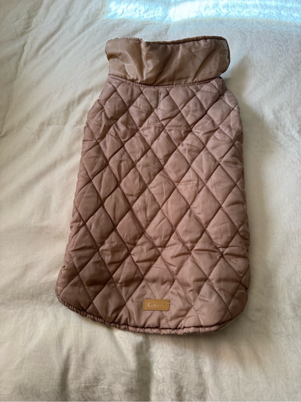SIZE LARGE NEVER WORN Dog Quilted Puffer Jacket - khaki